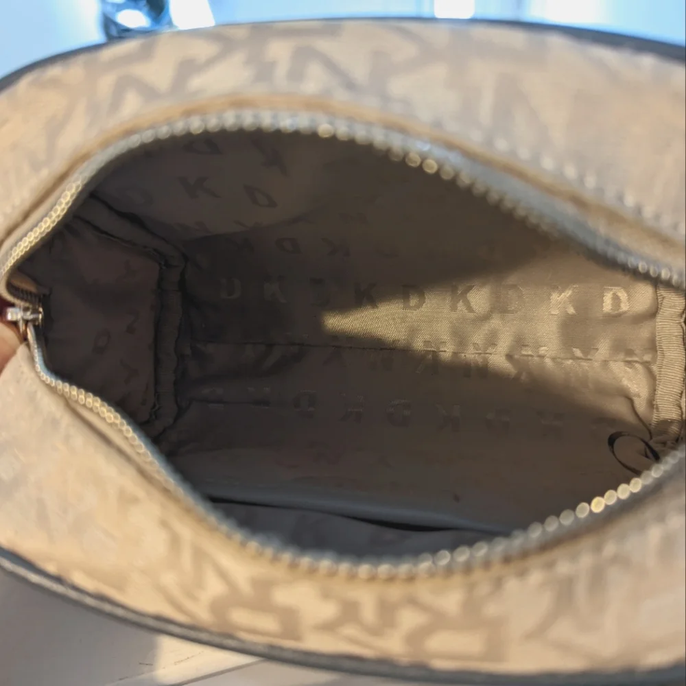 DKNY Crossbody Purse - Picture 3 of 4